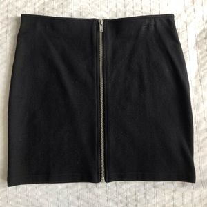 Zip up black mini skirt